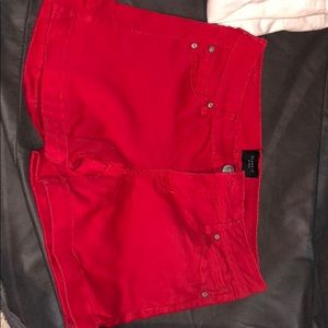 CELEBRITY PINK RED SHORTS!